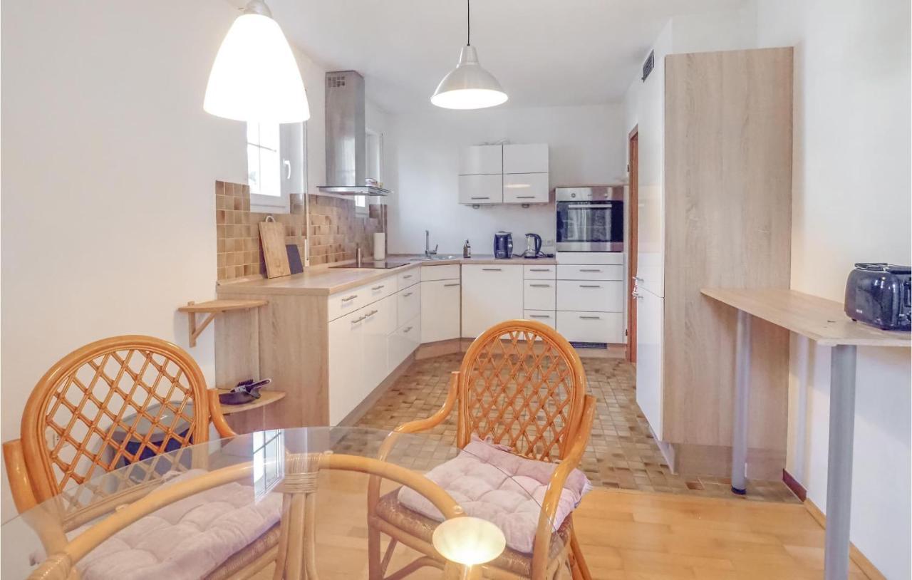 Amazing Apartment In Ober Ramstadt With Kitchen Eksteriør billede