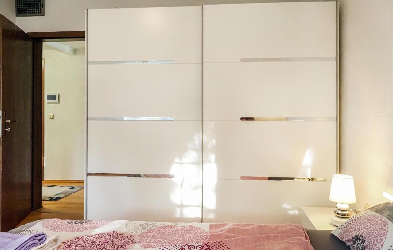 Amazing Apartment In Ober Ramstadt With Kitchen Eksteriør billede